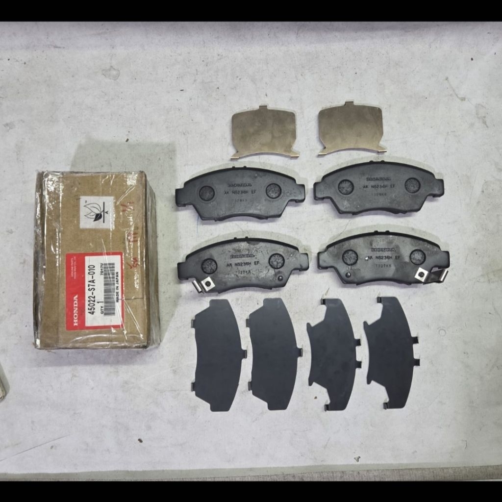 Kampas kanvas rem depan honda stream 1.7/freed/ferio/civic/jazz city ge8 gm6 original made in japan