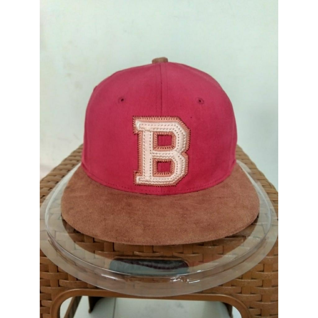 TOPI SNAPBAG LOGO B