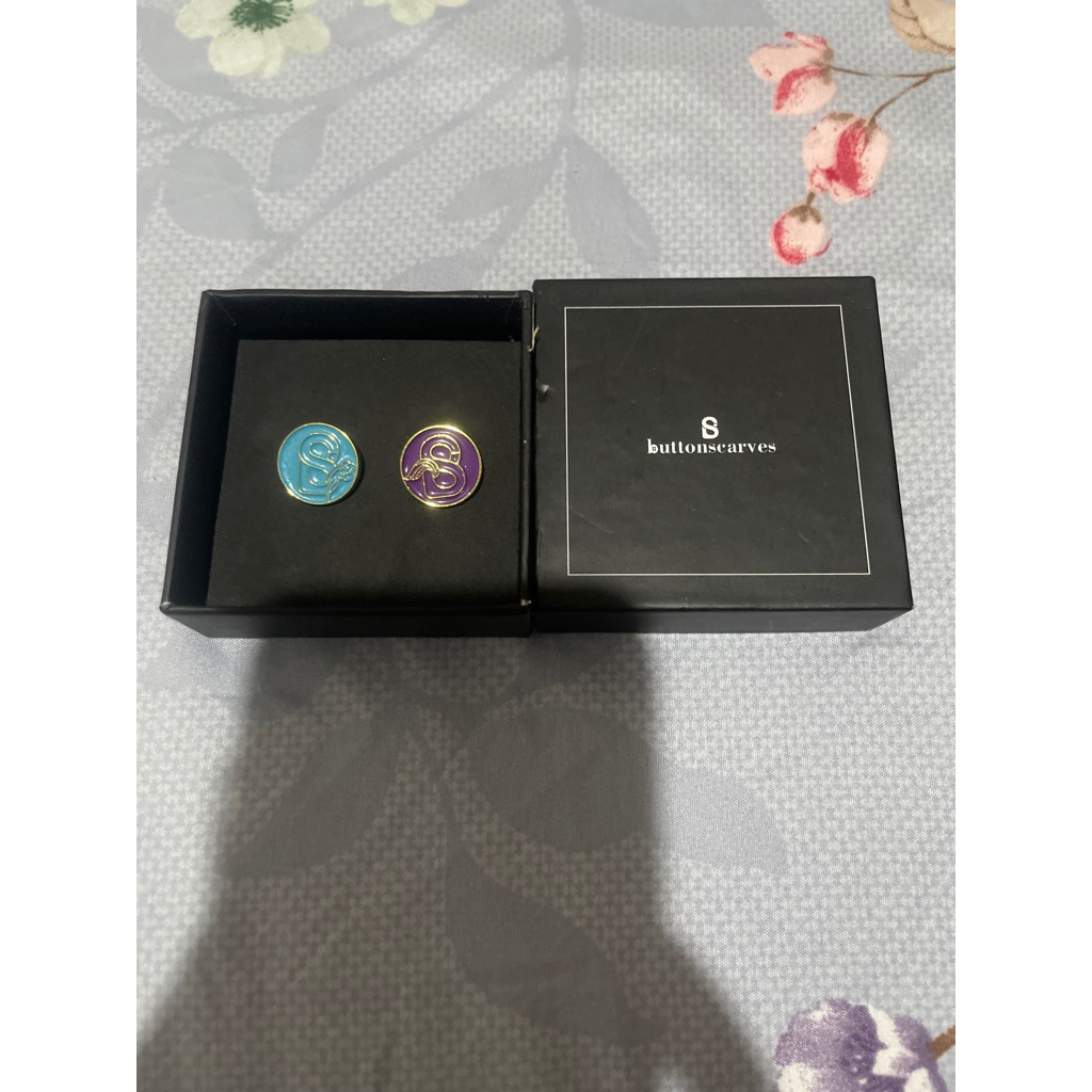 New brooch little pony buttonscarves