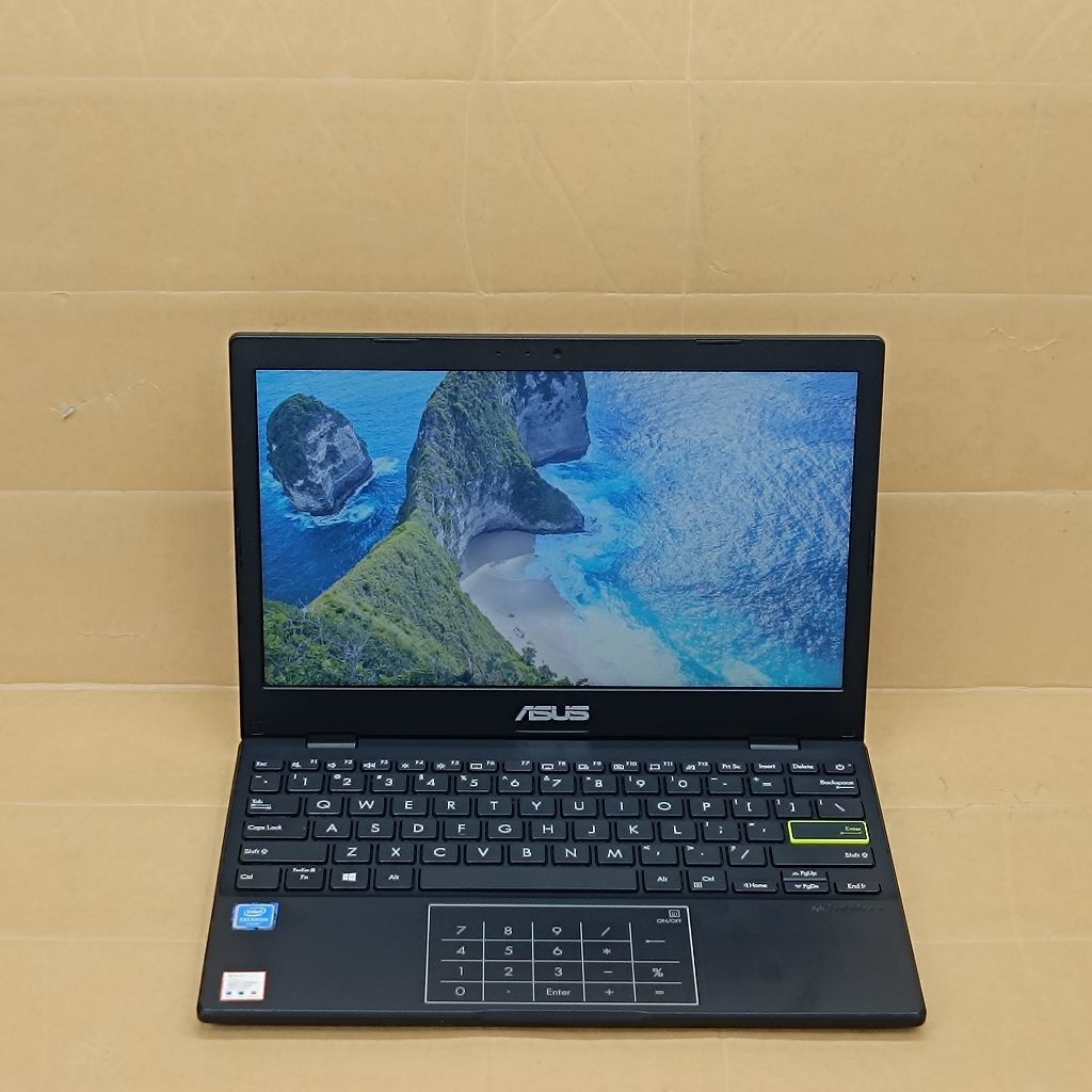 Asus Vivobook E210MA Intel Celeron N4020 RAM 4GB SSD 256GB Slim