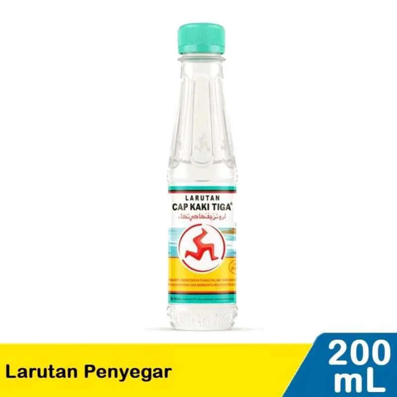 

Larutan Penyegar Cap Kaki Tiga Botol 200 ML