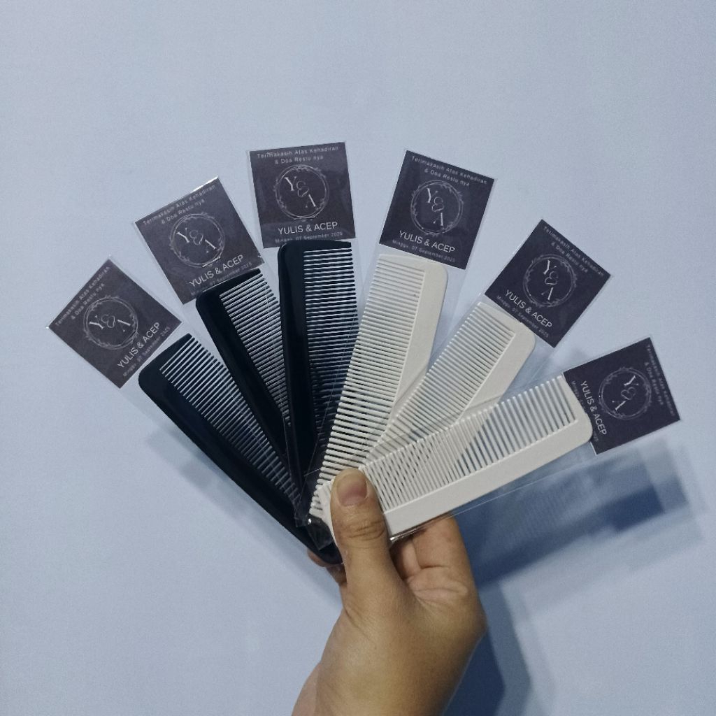 (50pcs) Souvernir Pernikahan Sisir HITAM PUTIH / Souvernir Aqiqah / Souvernir Khitan/ Sisir Plastik