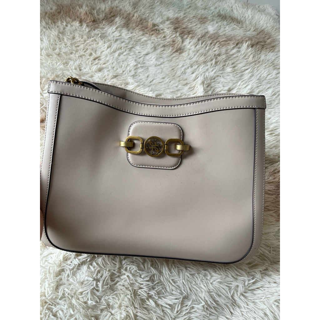 preloved tas guess bekas preloved