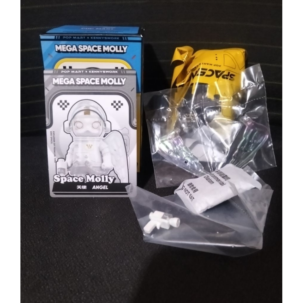 Space Molly Series 4 Secrets Pop Mart