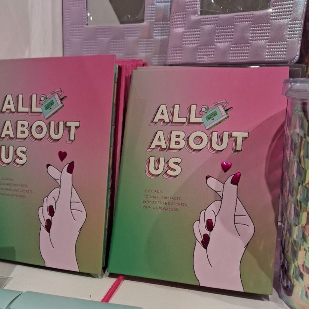 

[JASTIP FLYING TIGER] All About Us Friendship Journal Jurnal Pertemanan