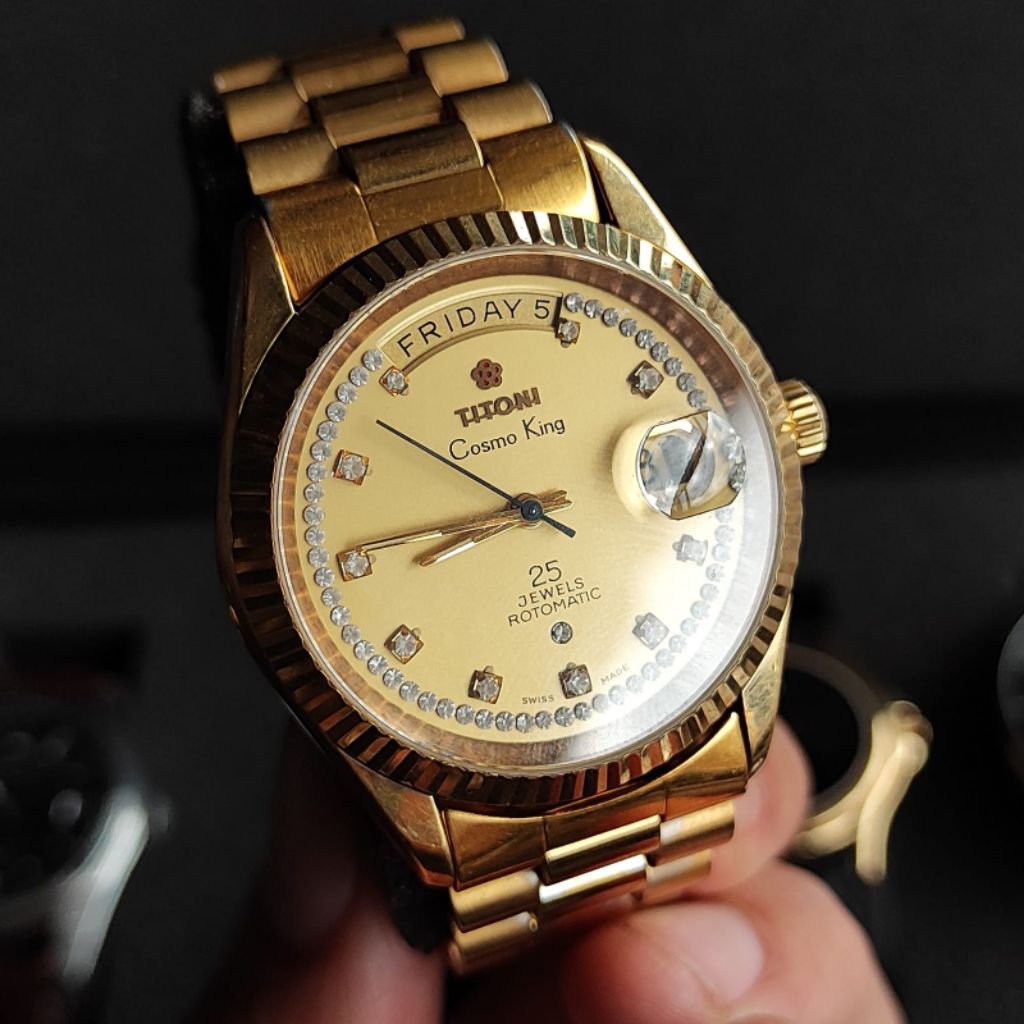Titoni Cosmo King Gold Rotomatic 25 Jewels Diamond Index