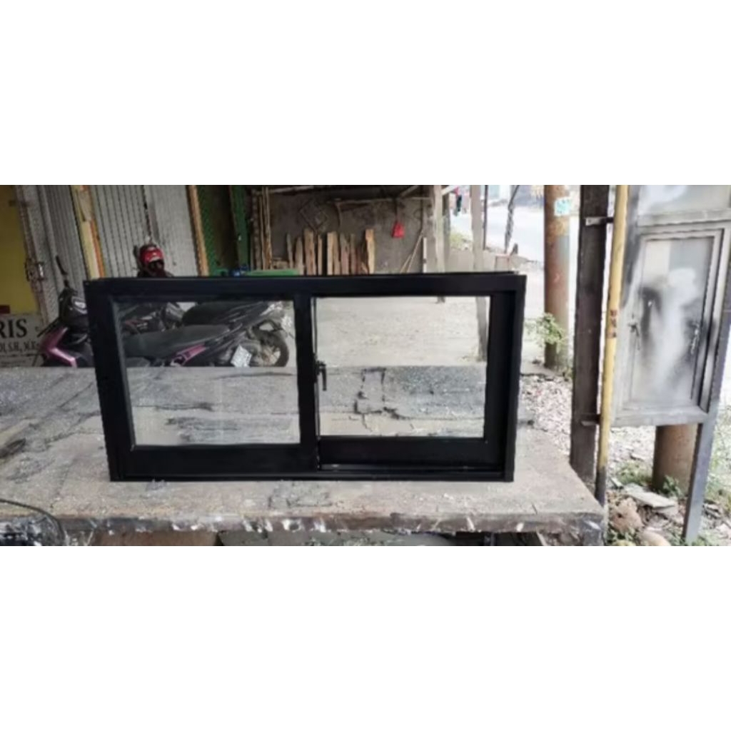 jendela sliding aluminium. 50x100