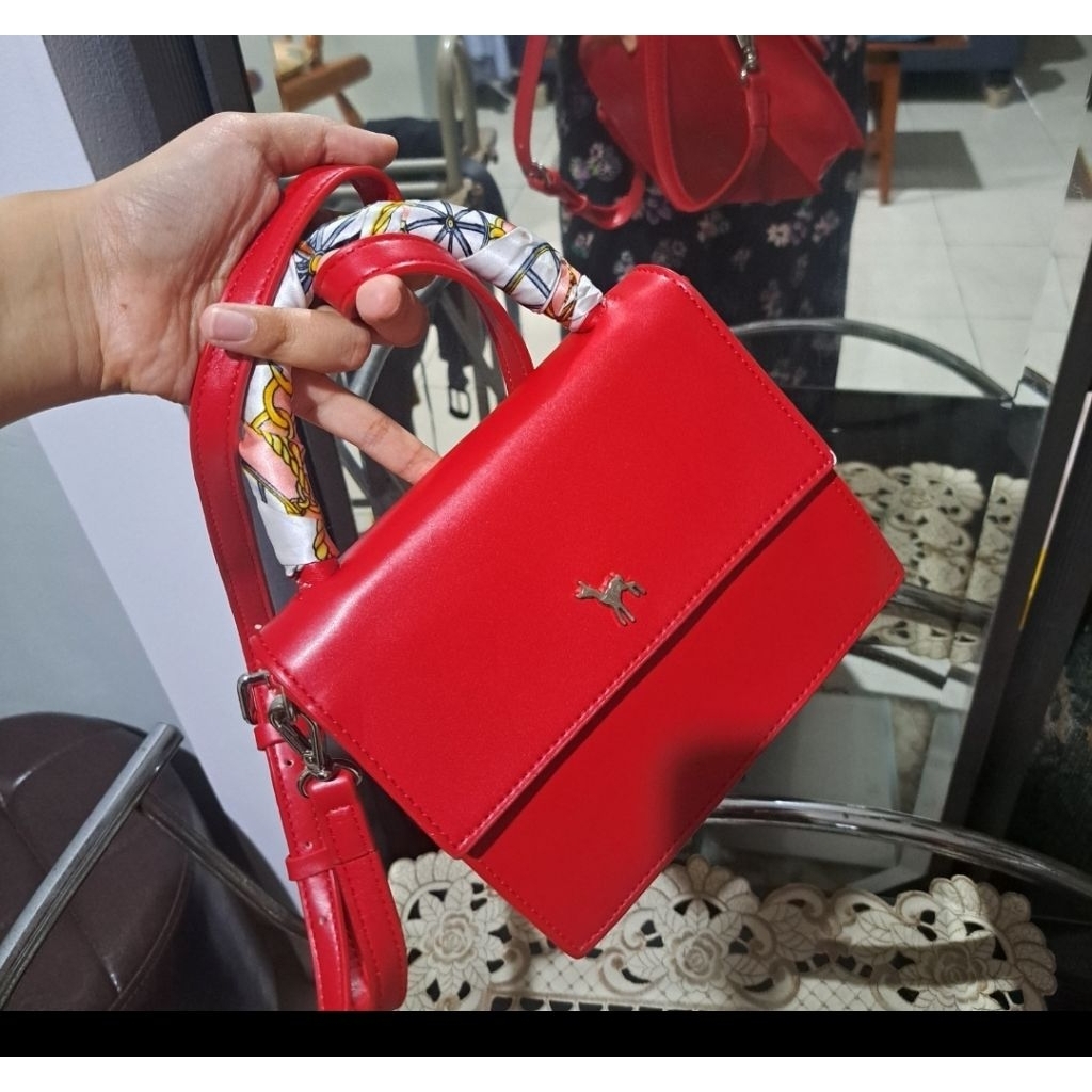 preloved tas black martine sitbon / preloved tas selempang merah