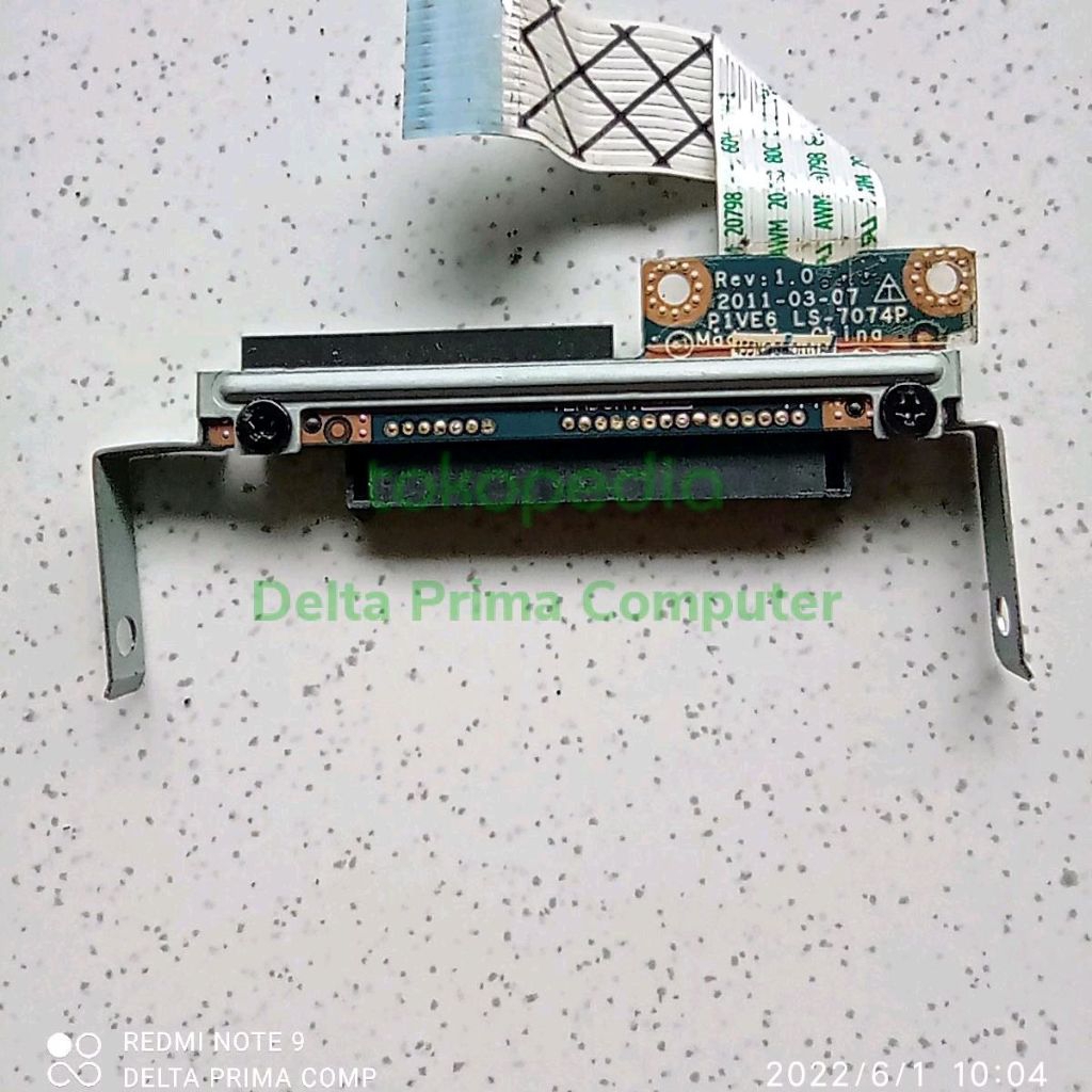 Konektor harddisk netbook acer aspire one 722