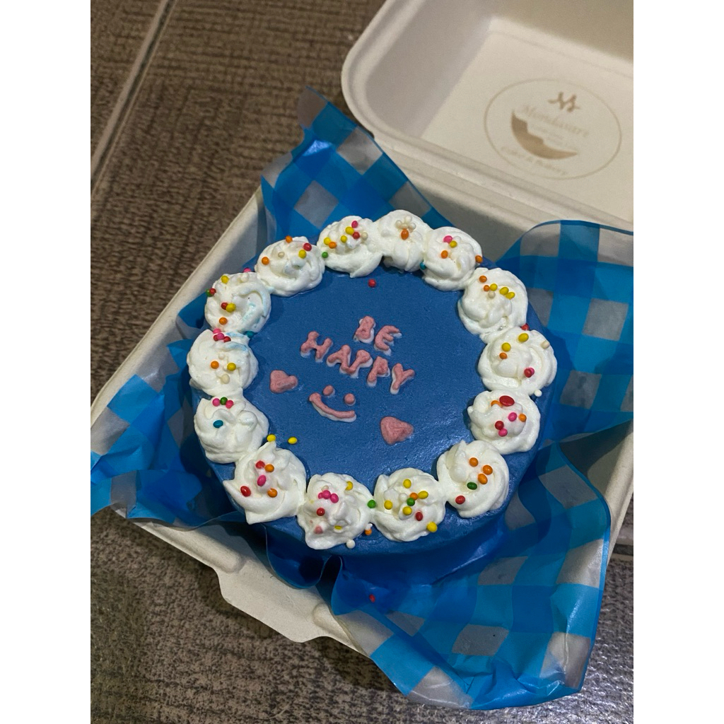 

Bento Cake Biru