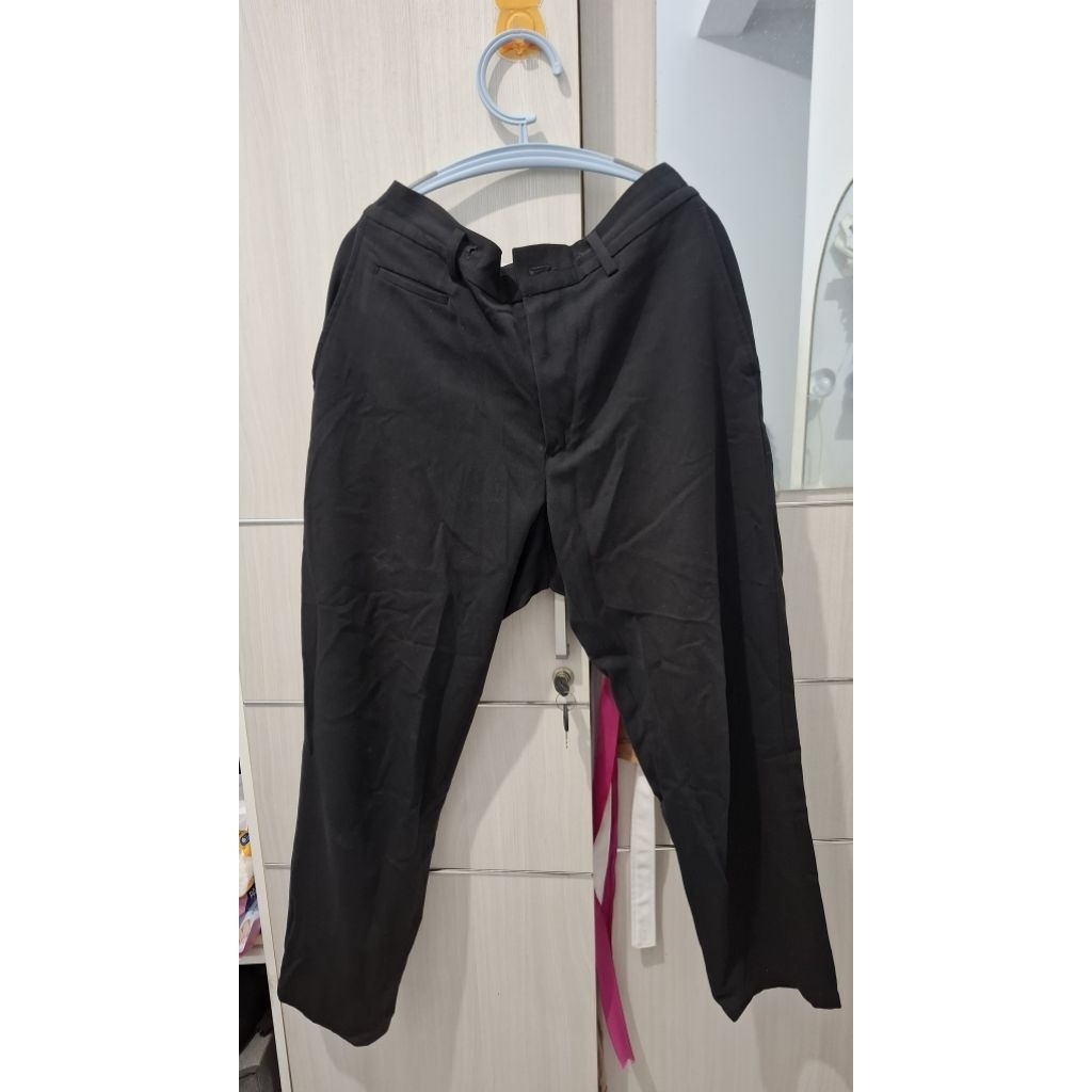 Celana Hitam Preloved Junred Tokyo Japan ukuran M
