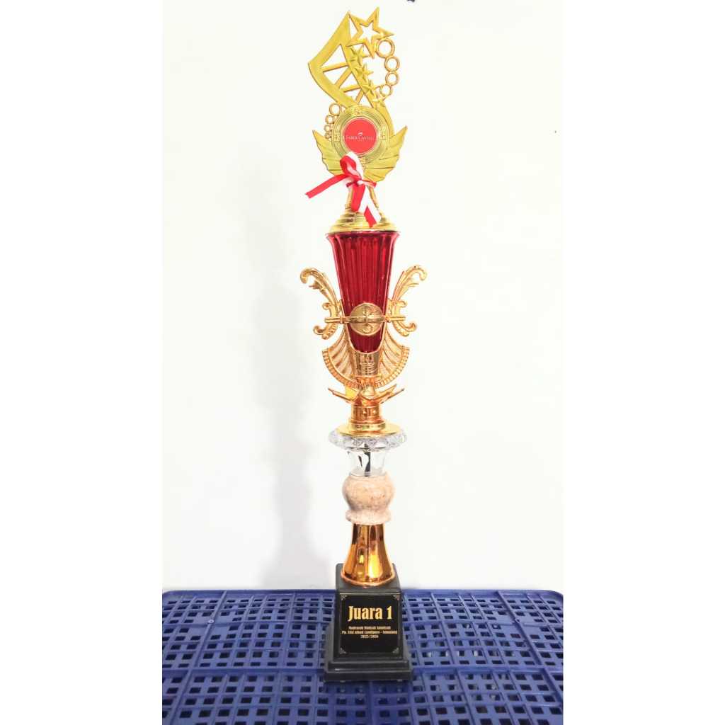 PIALA JUARA LOMBA CK IMPORT BESAR PIALA TINGGI KEJUARAAN