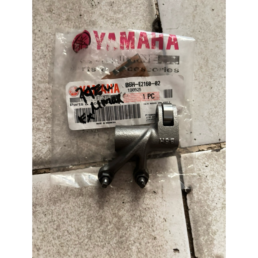 VALVE ROCKER ARM ASSY / PLATUK NOKEN AS NMAX NEW LEXI ORIGINAL