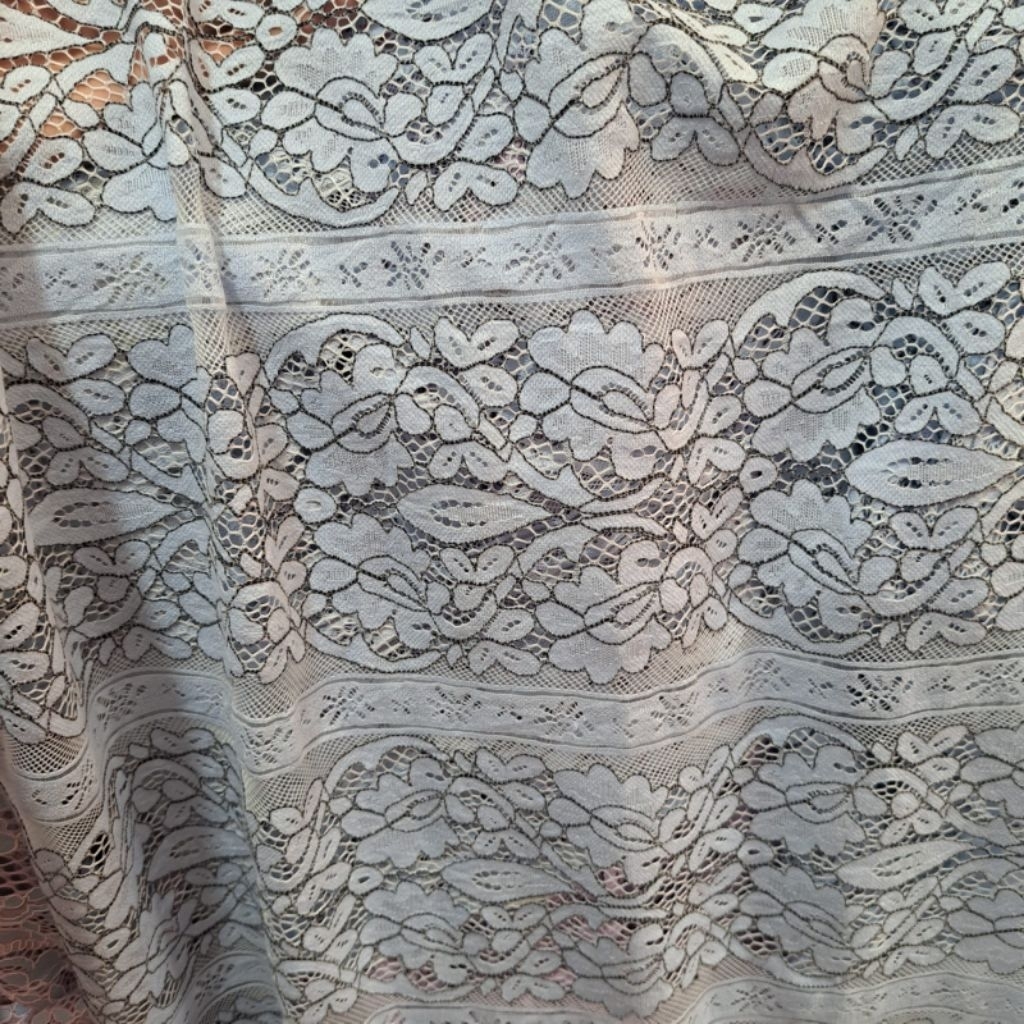 kain brokat semi Prada | kain brokat katun | kain brokat meteran