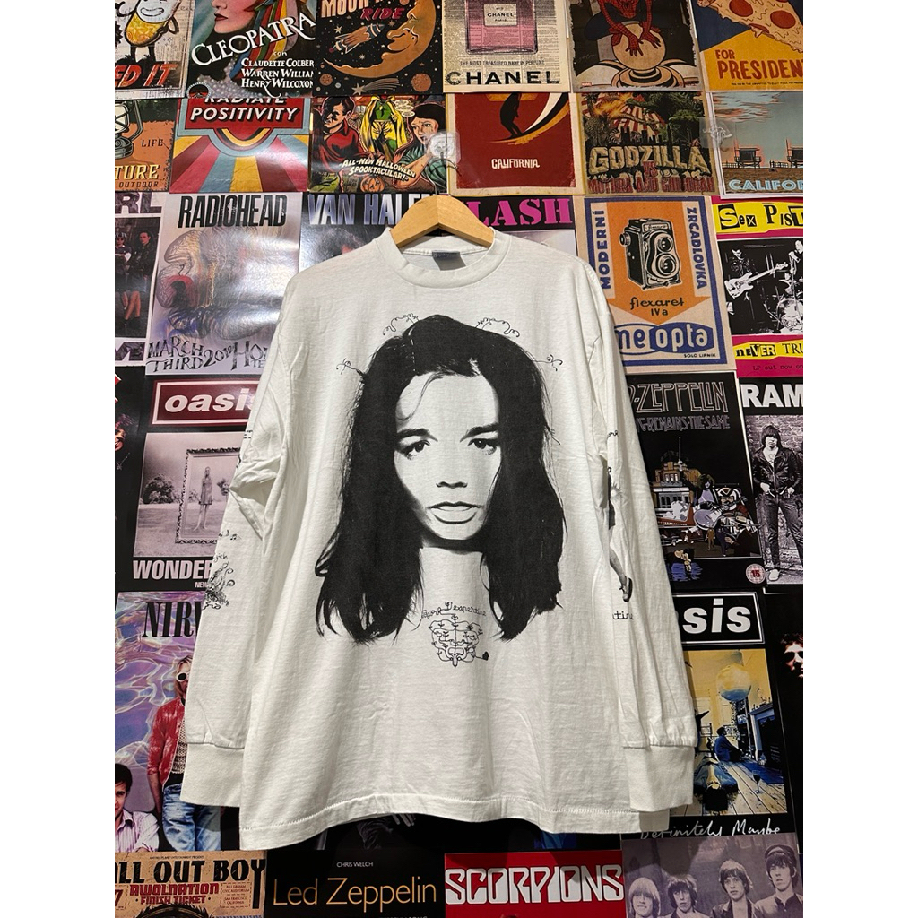 KAOS BJORK BOOTLEG SINGER
