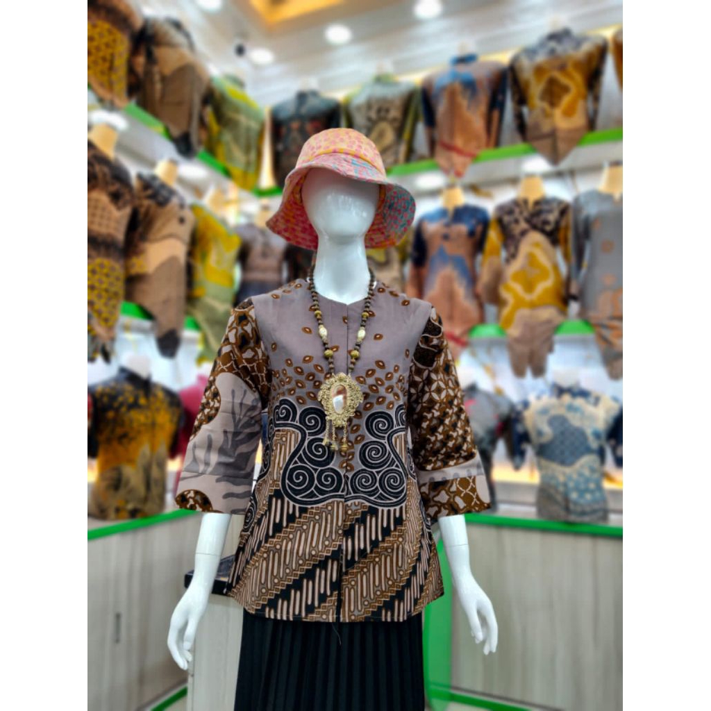 Blouse Batik Atasan Wanita Kerja Qistina Batik Bahan katun Model Kancing depan Motif BUKETAN sudah l