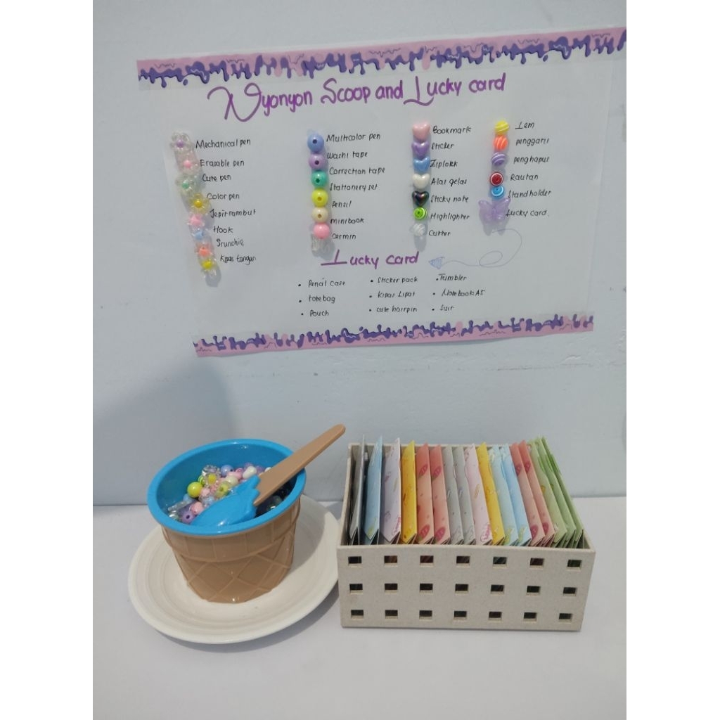 

Nyonyon scoop dan lucky card / stationery scoop