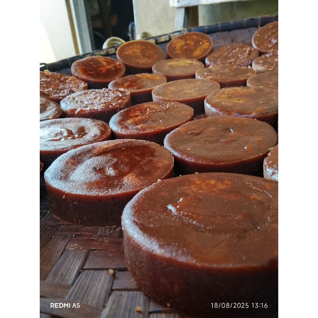 

Gula Aren Murni Asli /tanpa campuran/gula manis 1KG Ready siap kirim