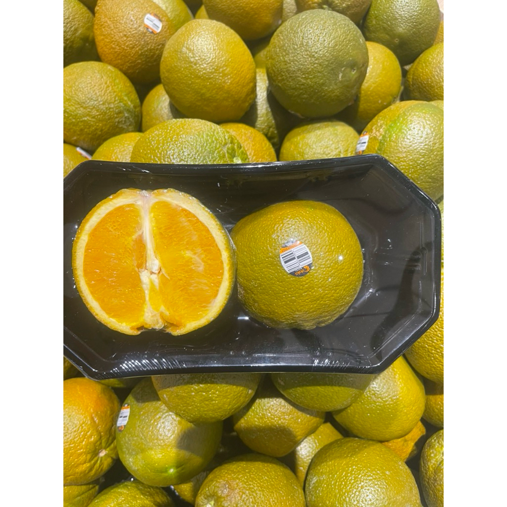 

Jeruk Navel Chocolate Australia / Jeruk Navel Kulit coklat Australia Fresh 1kg