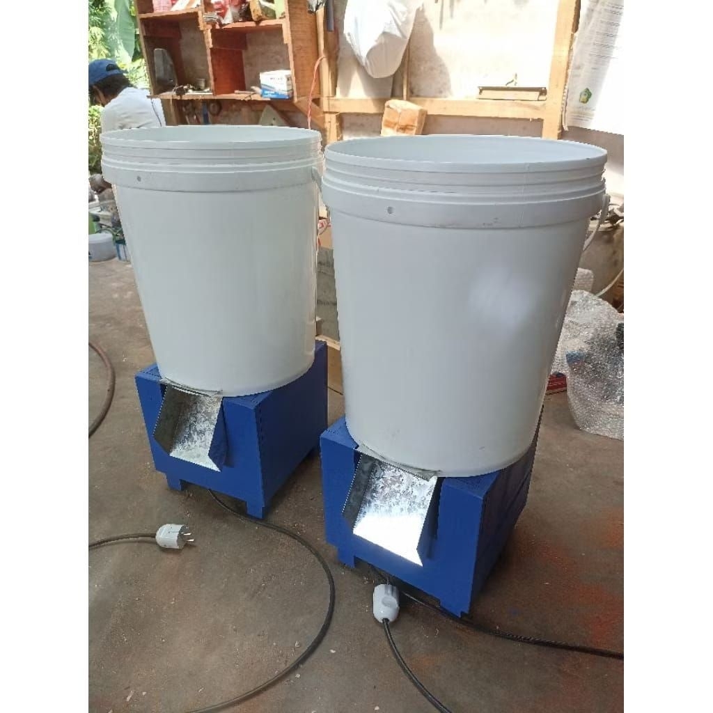 CHOPPER PENCACAH RUMPUT/MESIN PENCACAH RUMPUT ATAU SAYUR SERBAGUNA