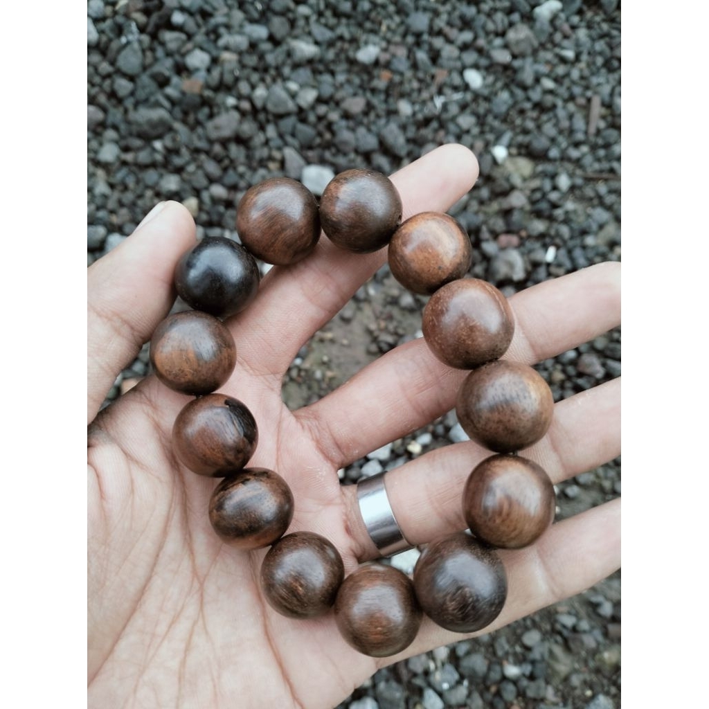 gelang kayu gaharu jumbo