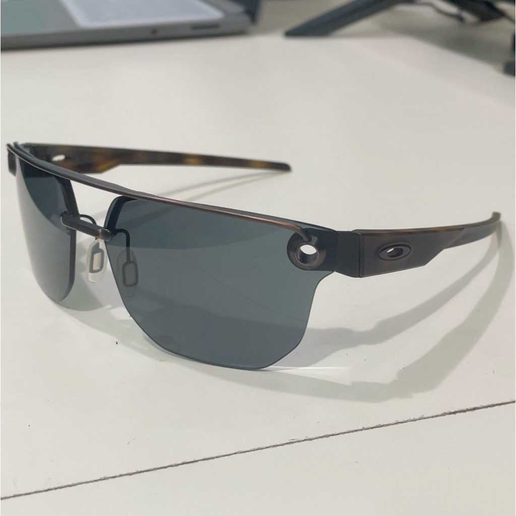 Sunglasses Oakley CHRYSTL, preloved - like NEW