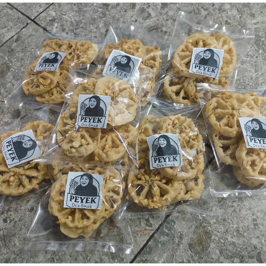 

OS, PO 1/2 hari,peyek kembang goyang kacang tanah+daun jeruk