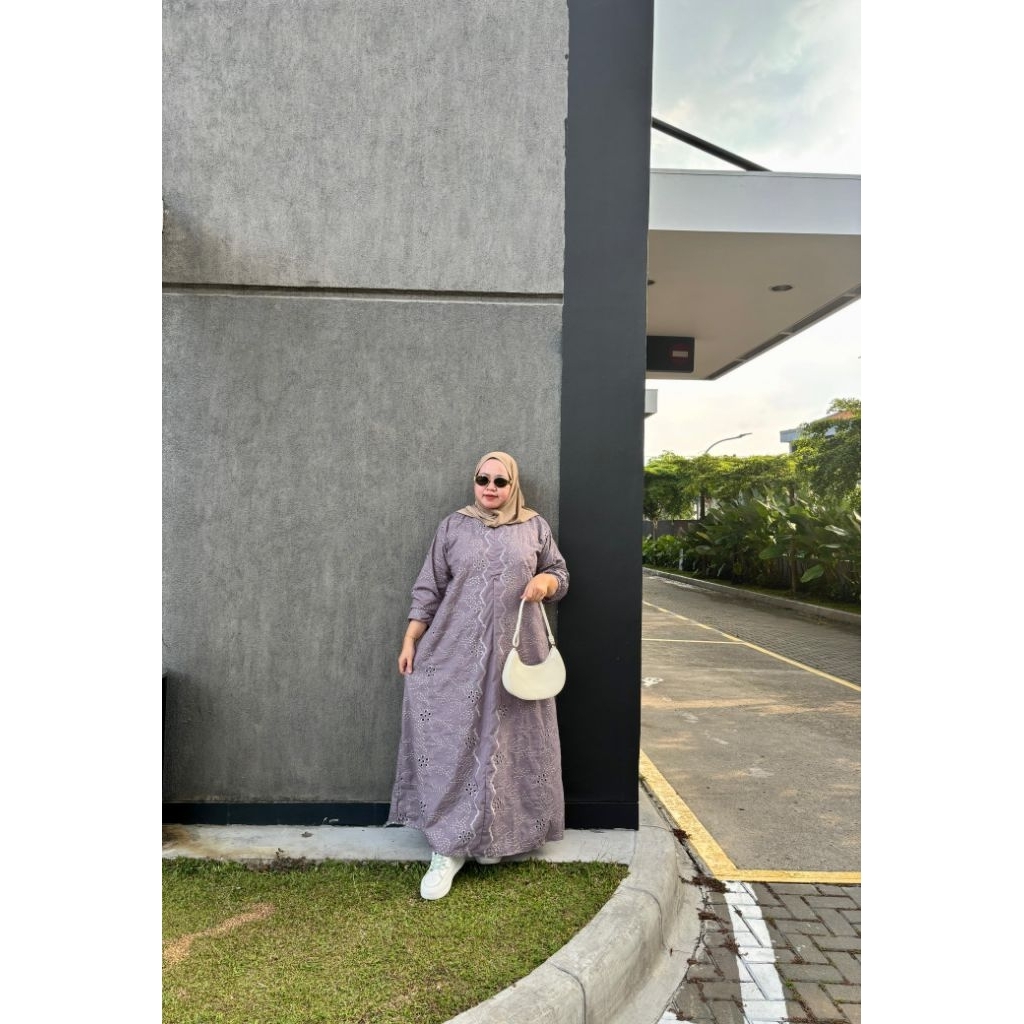 GAMIS KATUN  BOLONG TSABINA JUMBO