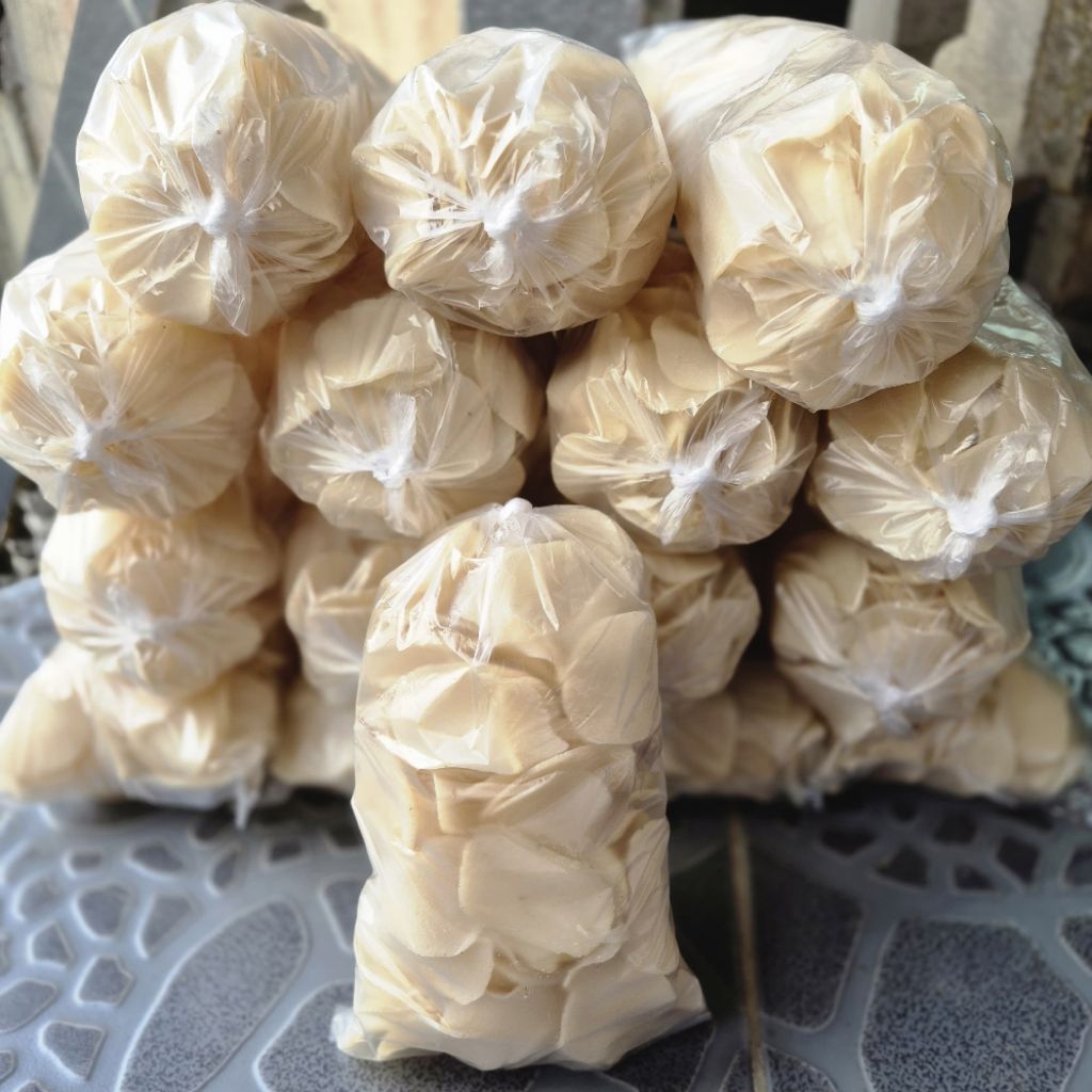 

keripik singkong / teman makan