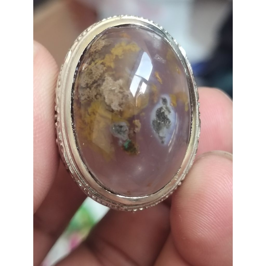 bacan Obi serat corak kuning