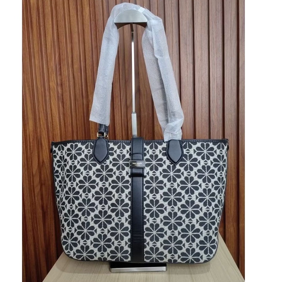 Kate Spade Medium Spade Flower Jacquard