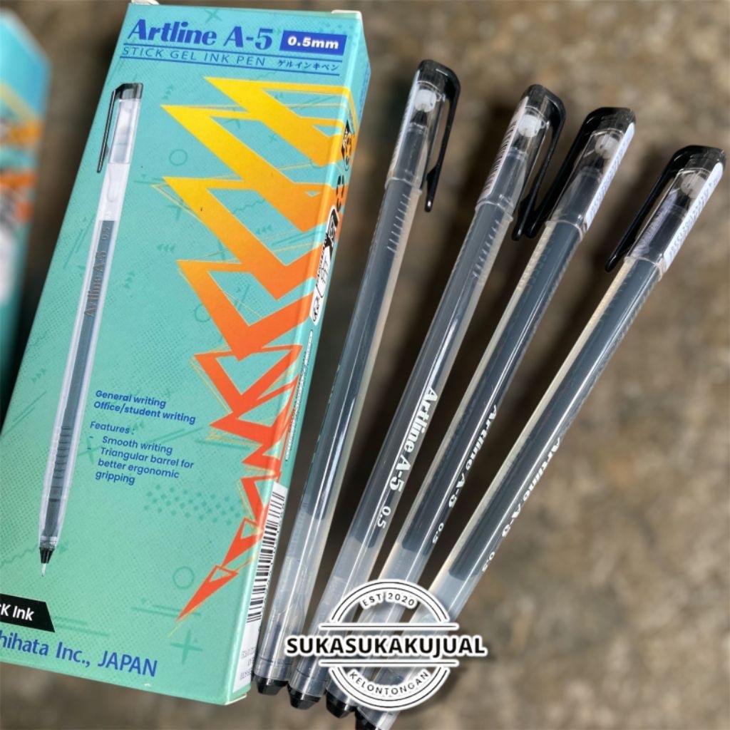 

(12pcs)pena Artline gel ink 0.5mm A5 segitiga BLACK high quality