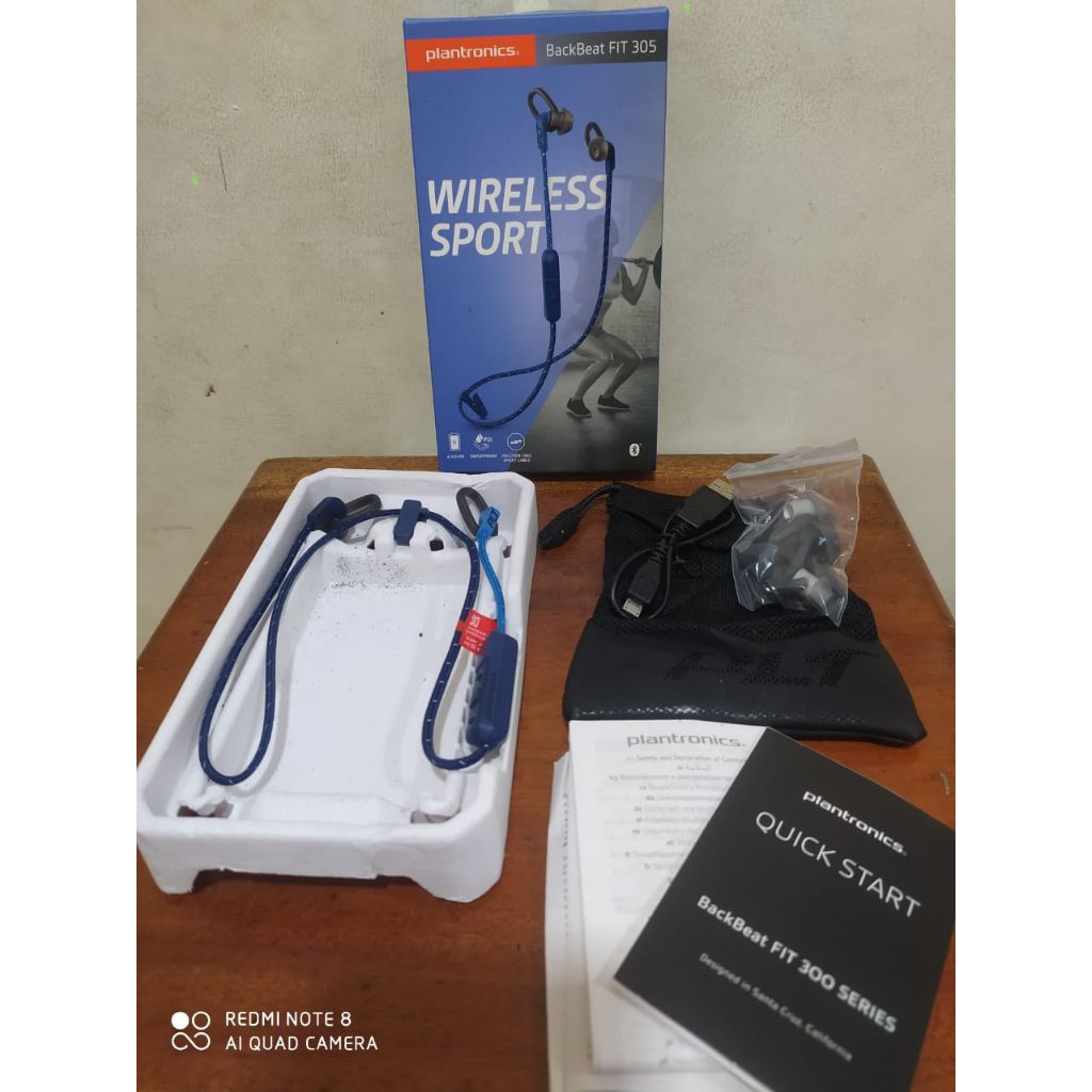 Plantronics BackBeat Fit 305