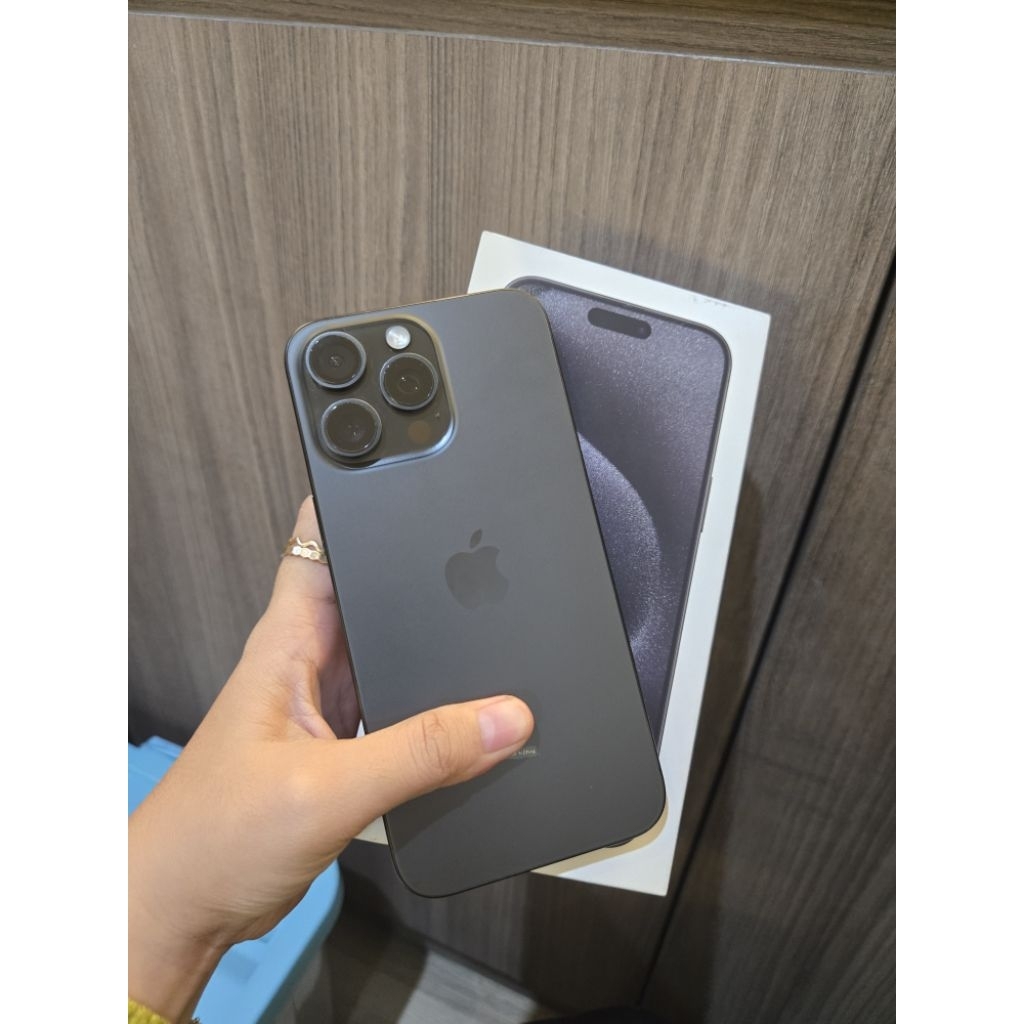 Iphone 15 Pro Max, 256 Gb, Ibox, bh 95%, garansi Ibox habis, seken, item
