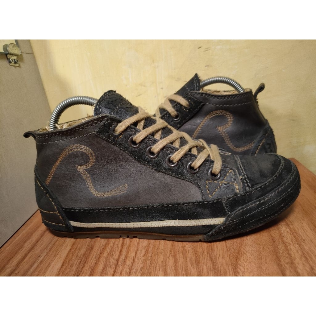 SEPATU REPLAY LEATHER SECOND SIZE 41