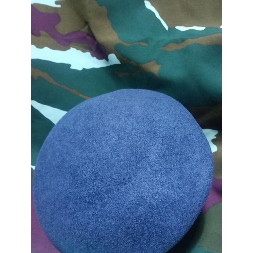 BARET TNI AU