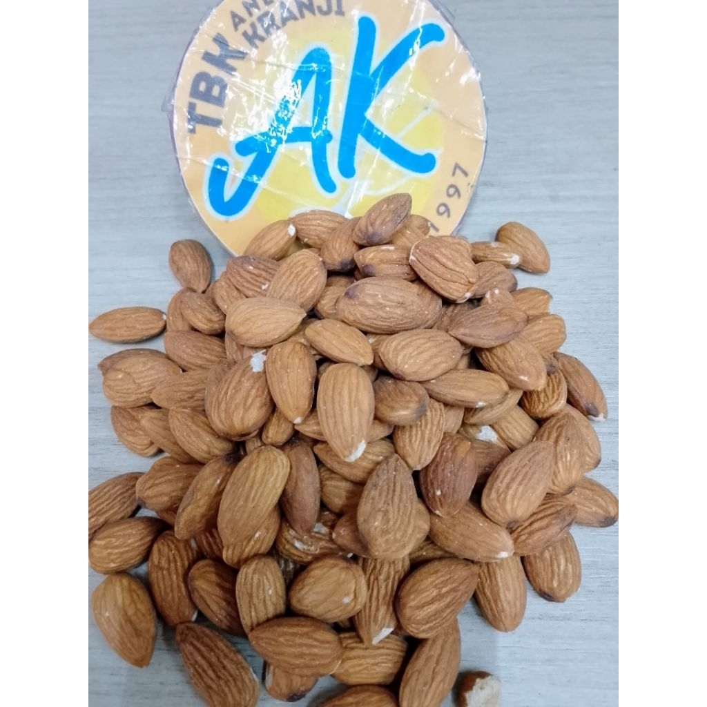 

ALMOND UTUH PANGGANG 250GRAM KACANG ALMOND PANGGANG UTUH 250GRAM