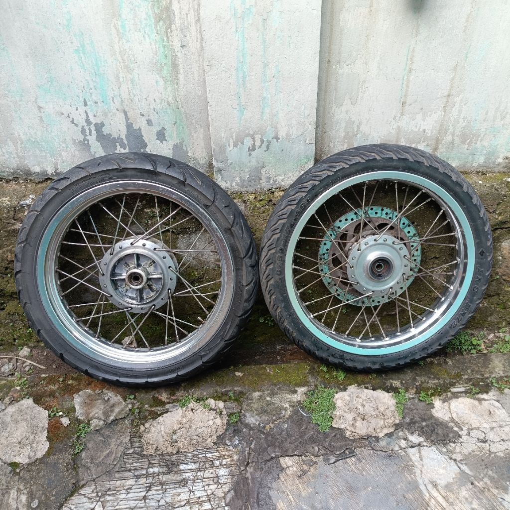 velg jari jari set R17 merk rossi tapak lebar yamaha scorpio