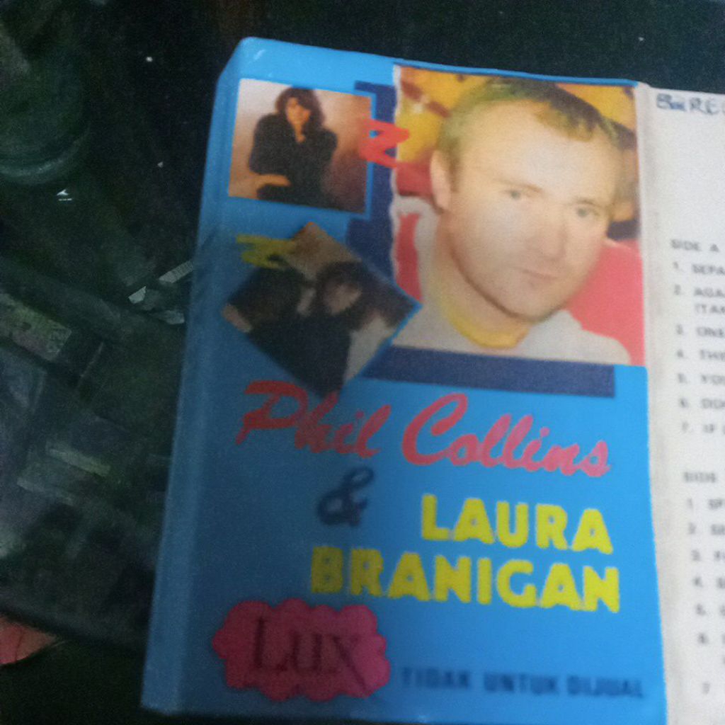 kaset pita PHIL COLLINS & LAURA BRANIGAN XX85