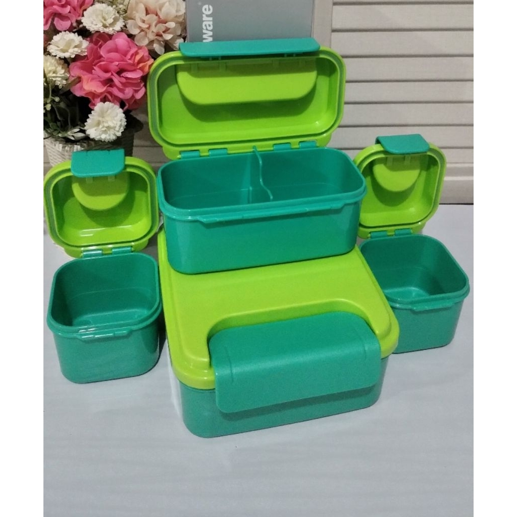 Klik Klak/klik klak Tupperware/kotak Tupperware/Tupperware hijau/Tupperware pink/Tupperware biru/Tup