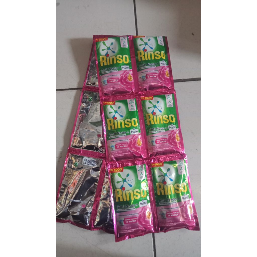 Rinso molto cair 38ml 1 renceng 6 sachet