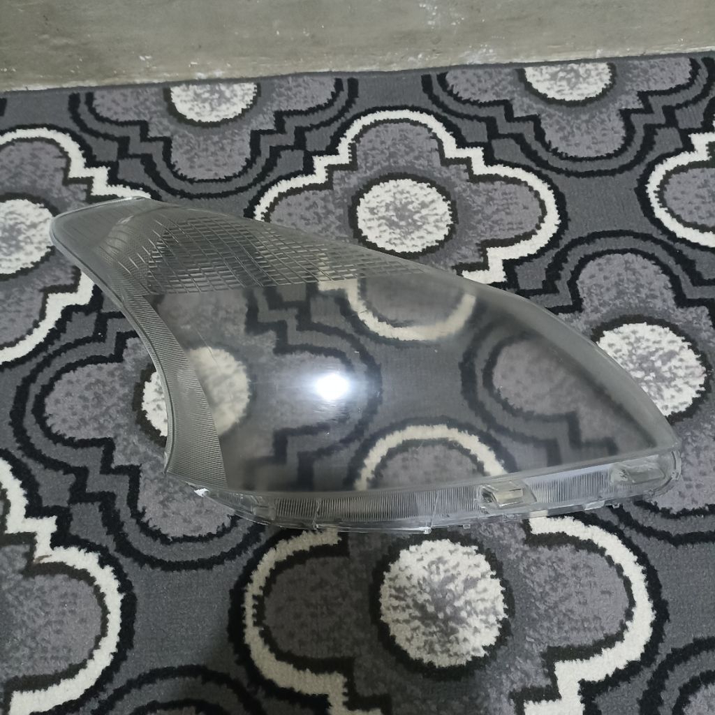 Mika Headlamp Avanza Xenia 2012 2013 2014 Kanan