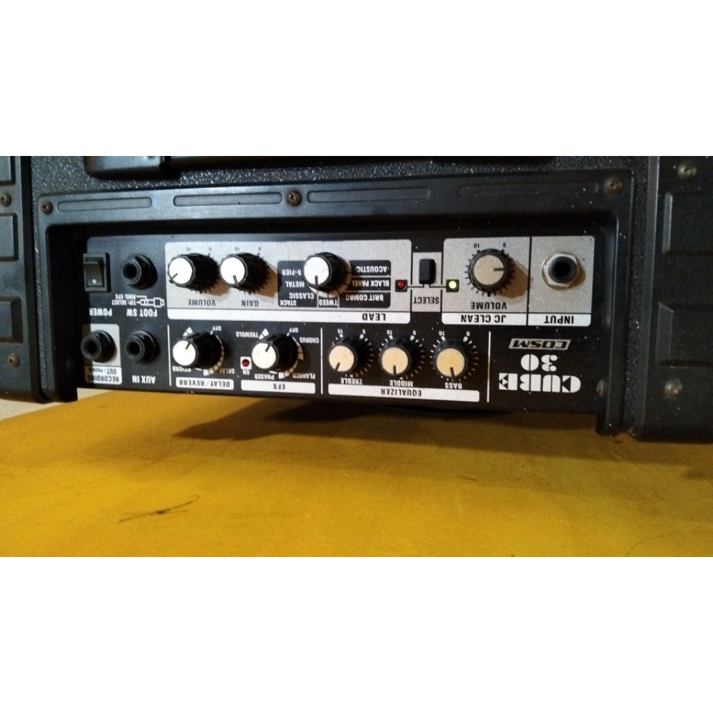 ampli roland cube-30