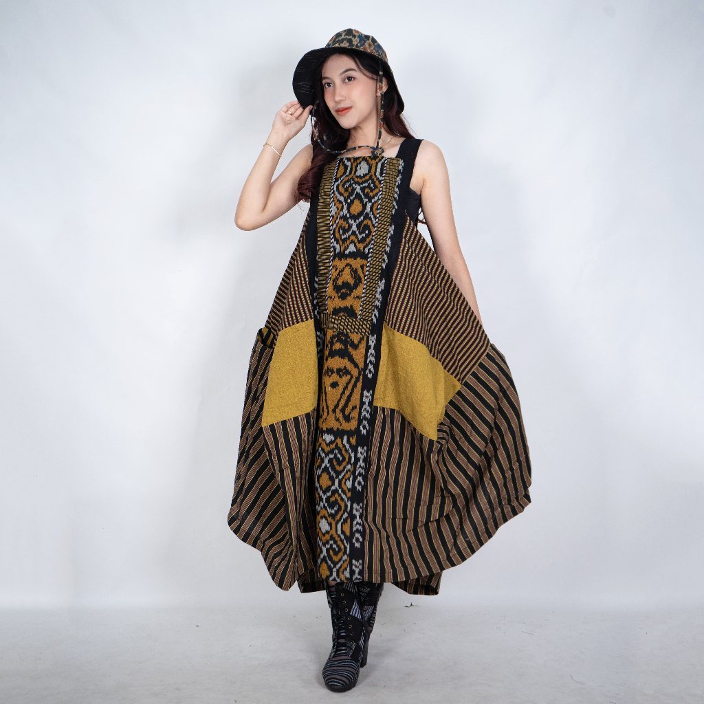 Dress Balon Tenun Ikat Lurik Prasojo by Rani