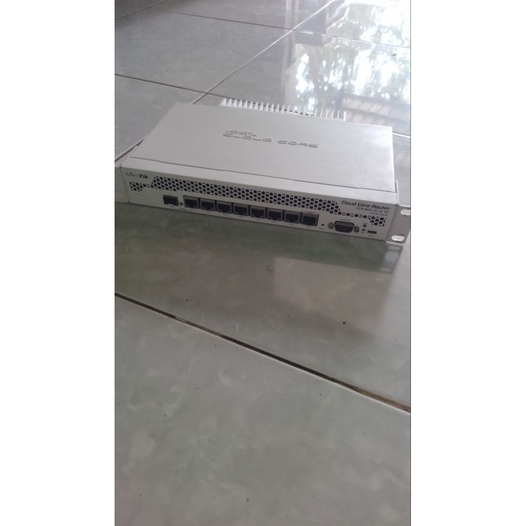 MikroTik CCR 1009 7G 1C PC BEKAS MULUS NORMAL ( SECOND ) FREE ADAPTOR