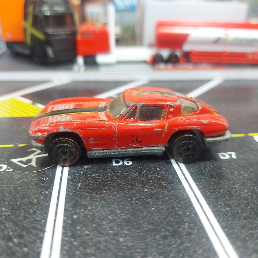 Hot Wheels Corvette Stingray 1979 vintage red line