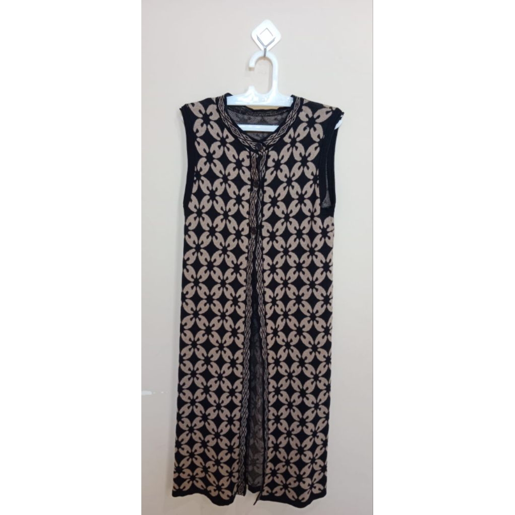 (preloved) cardigan rajut panjang tanpa lengan