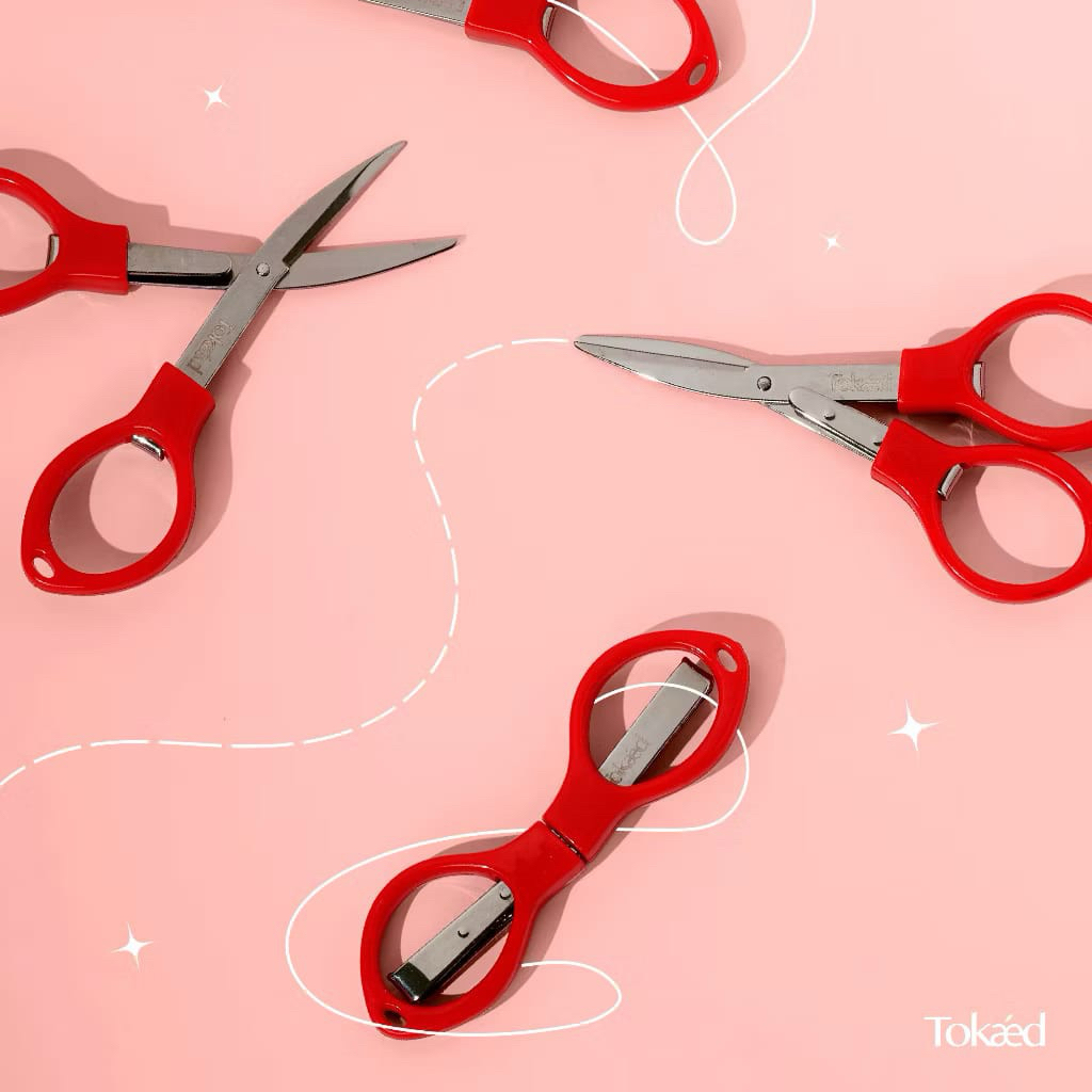 

TOKAED FOLDING / GUNTING LIPAT KECIL KAIN PORTABLE SERBA GUNA