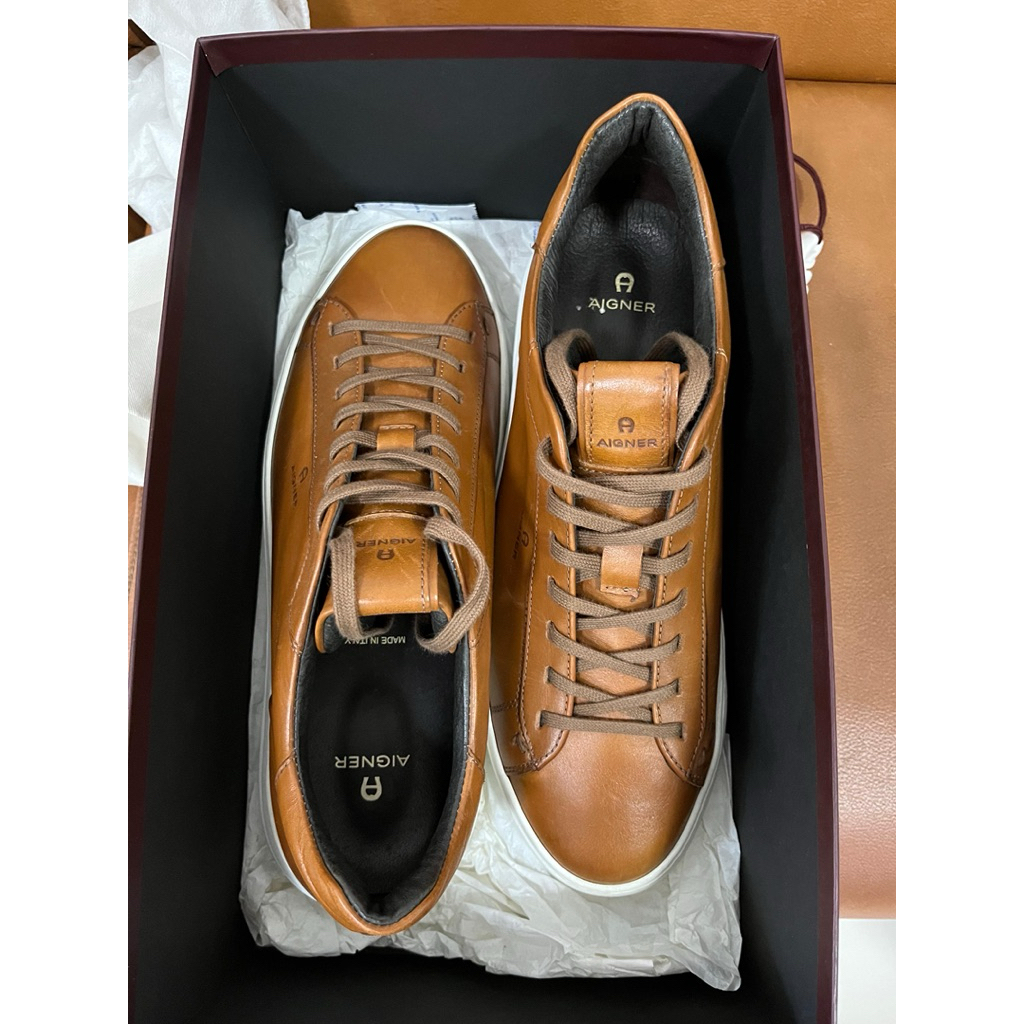sepatu aigner size EUR 42