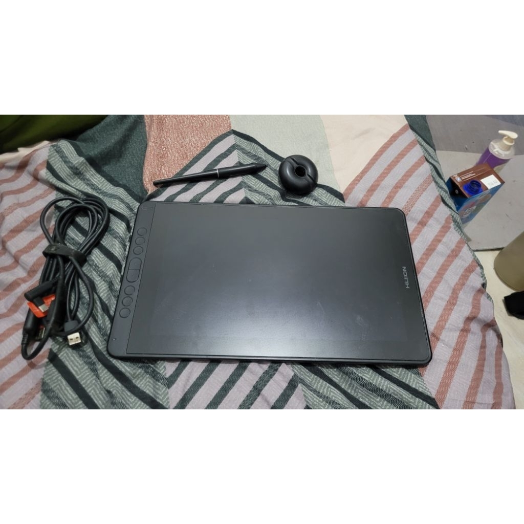Pen display Huion Kamvas 13 Second